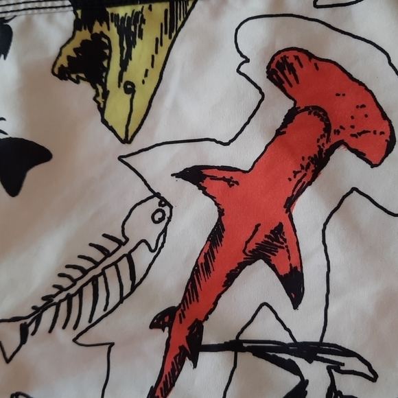 Old Navy large 10 12 shark print swim boardshorts - Picture 4 of 10